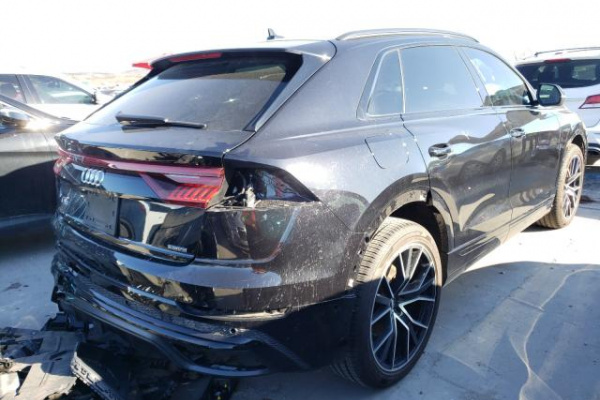 фото AUDI Q8 PRESTIGE S-LINE