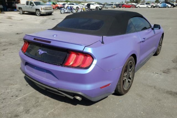 фото Ford Mustang