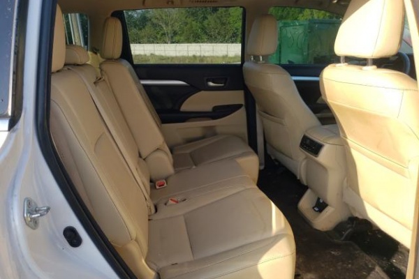 фото Toyota HIGHLANDER XLE