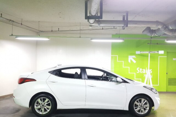 фото Hyundai Avante