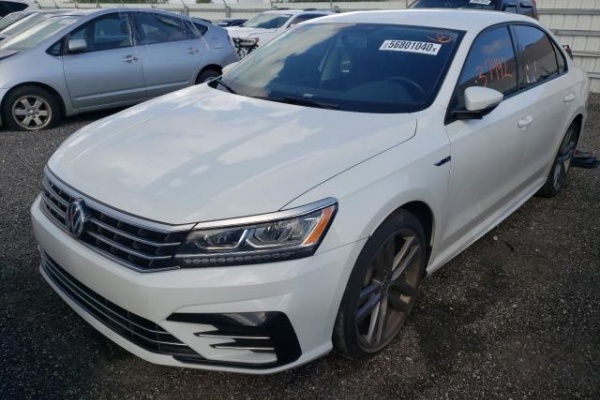 фото Volkswagen Passat S