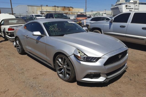 фото Ford Mustang
