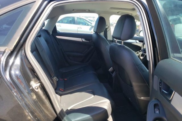 фото Audi A4 Premium