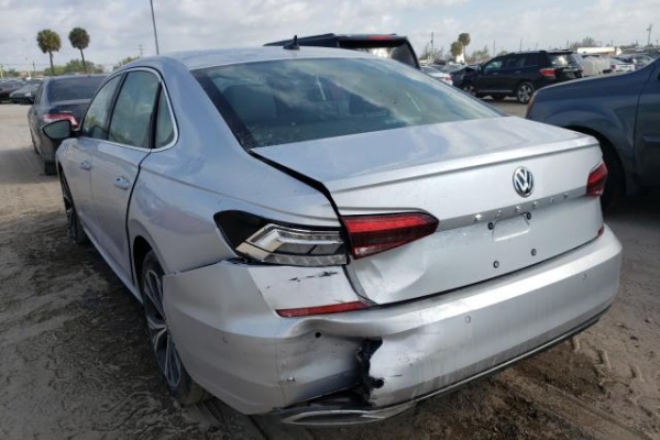 фото Volkswagen Passat SEL