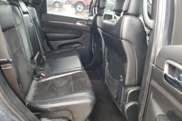 фото jeep  GRAND CHEROKEE LAREDO