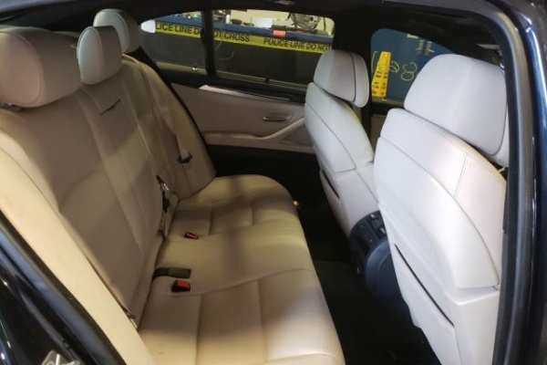 фото BMW 550 XI