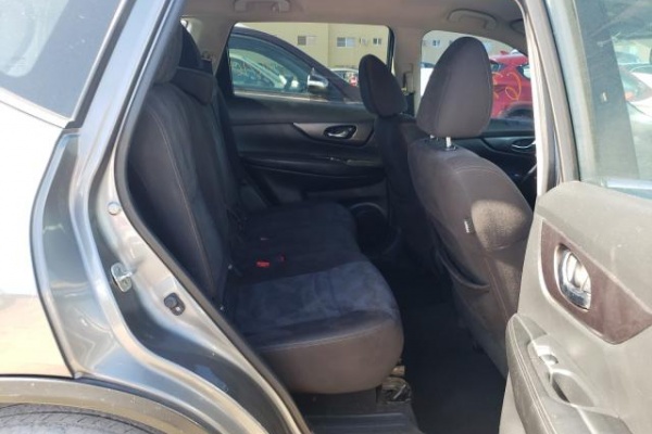 фото Nissan ROGUE S