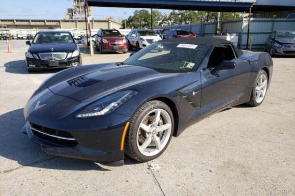 фото CHEVROLET CORVETTE STINGRAY 1LT