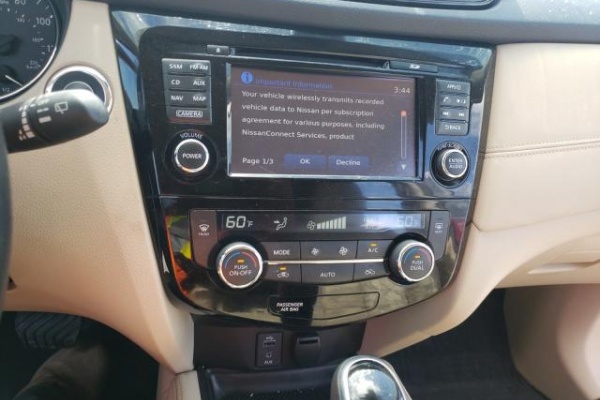 фото Nissan ROGUE S