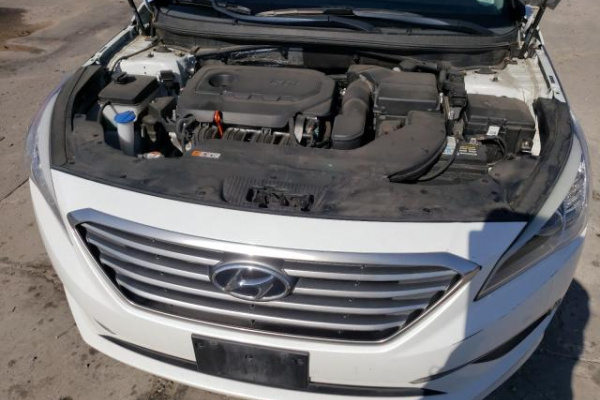 фото HYUNDAI SONATA