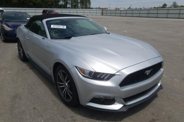 фото Ford Mustang