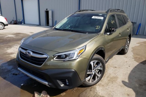 фото Subaru OUTBACK LIMITED
