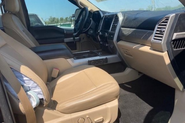 фото Ford F-350 SUPER DUTY