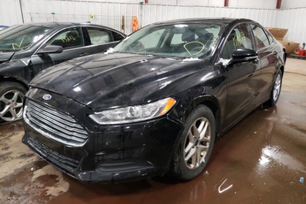 фото Ford Fusion SE