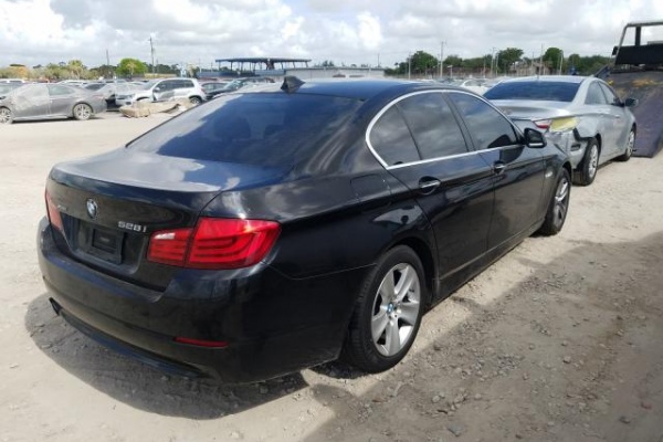 фото BMW 528 XI
