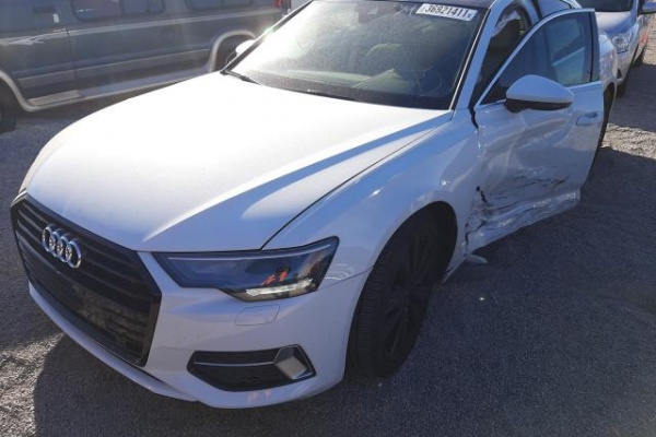 фото Audi A6 Premium