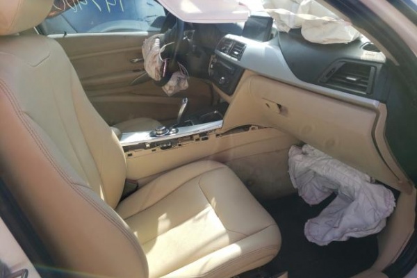фото BMW 328 XI