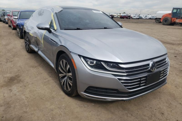 фото Volkswagen ARTEON SEL