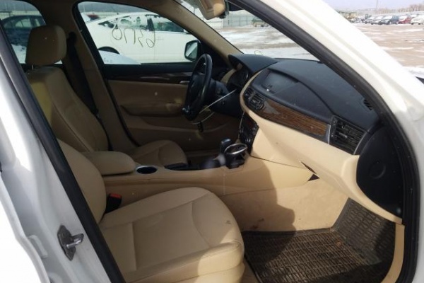 фото BMW X1 SDRIVE35I