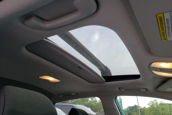 фото HYUNDAI KONA SEL PLUS