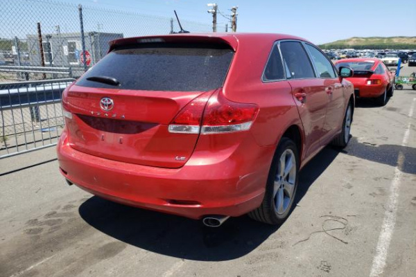 фото TOYOTA VENZA