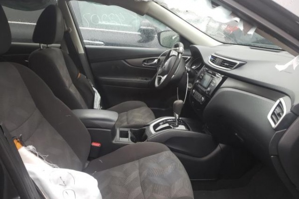 фото Nissan Rogue S