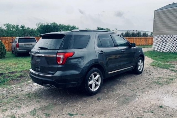 фото Ford EXPLORER XLT