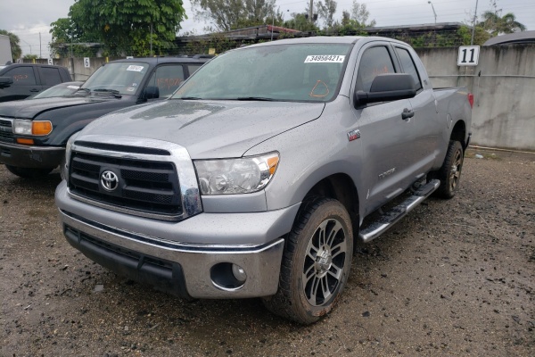 фото Toyota Tundra
