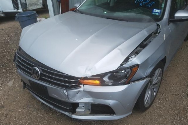 фото Volkswagen Passat WOLFSBURG