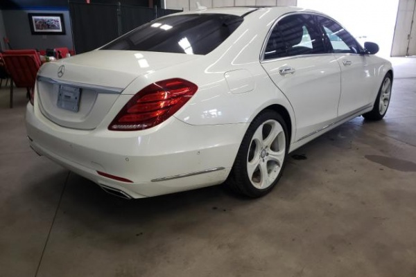 фото Mercedes-Benz S 560 4MATIC