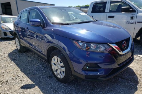 фото Nissan ROGUE SPORT S