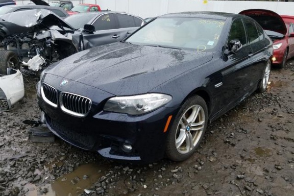фото BMW 528 XI