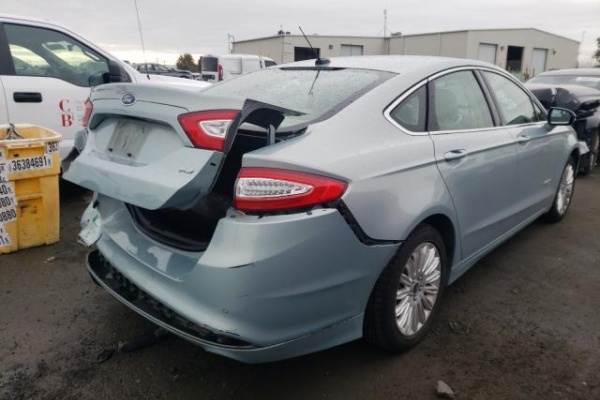 фото Ford Fusion SE HYBRID