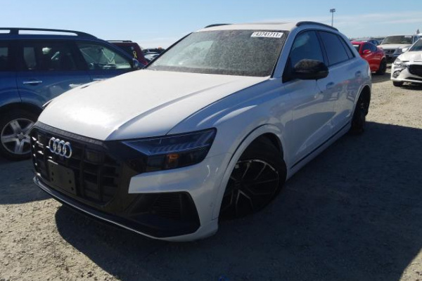 фото AUDI SQ8 PRESTIGE