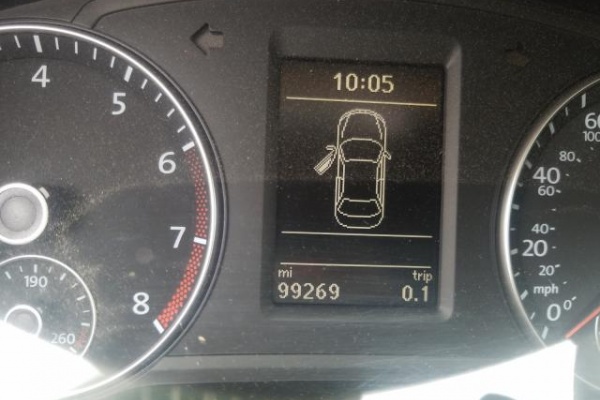 фото Volkswagen Passat SE