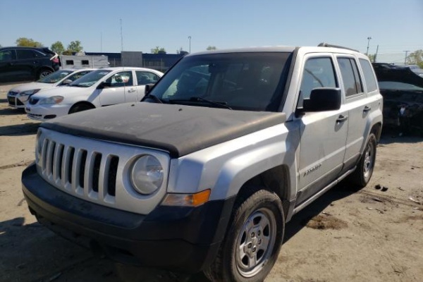 фото jeep PATRIOT SPORT
