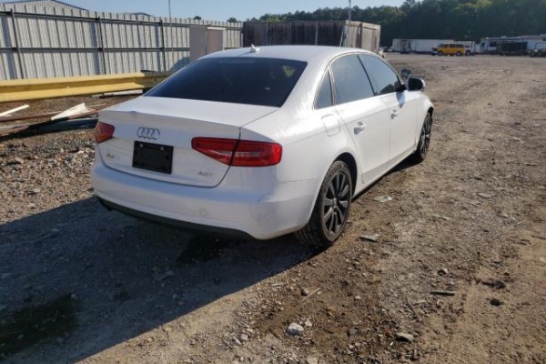 фото Audi A4 Premium