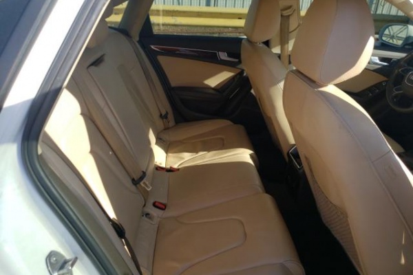 фото Audi A4 Premium