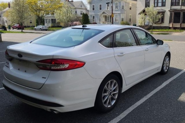 фото Ford Fusion SE