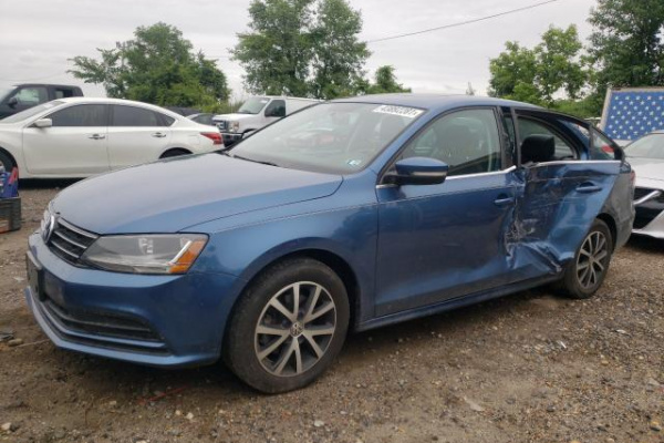 фото Volkswagen Jetta SE