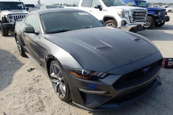 фото Ford Mustang