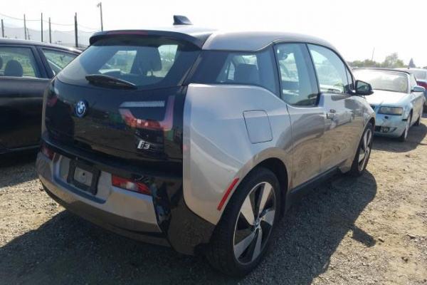 фото BMW I3 REX