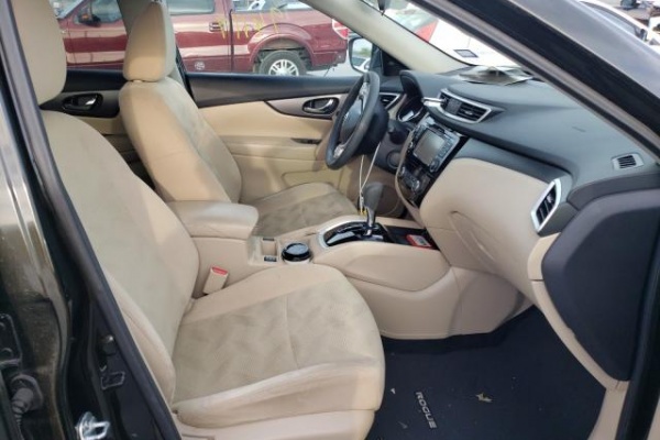 фото Nissan Rogue S