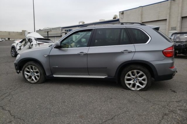 фото BMW X5 XDRIVE35I