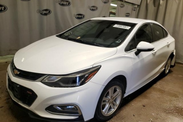 фото Chevrolet Cruze LT