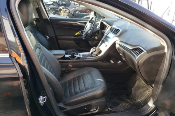 фото Ford Fusion  SE PHEV