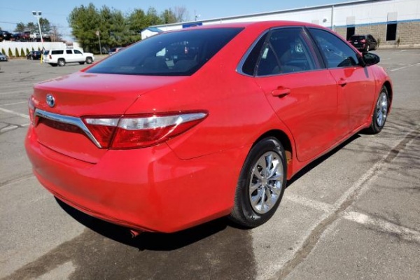 фото Toyota Camry HYBRID