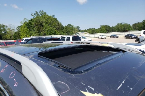 фото Nissan ROGUE S