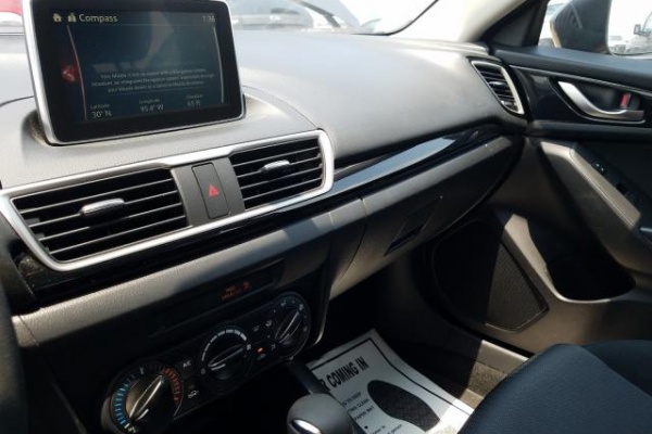 фото Mazda 3 SPORT