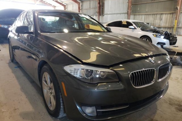 фото BMW 528 I